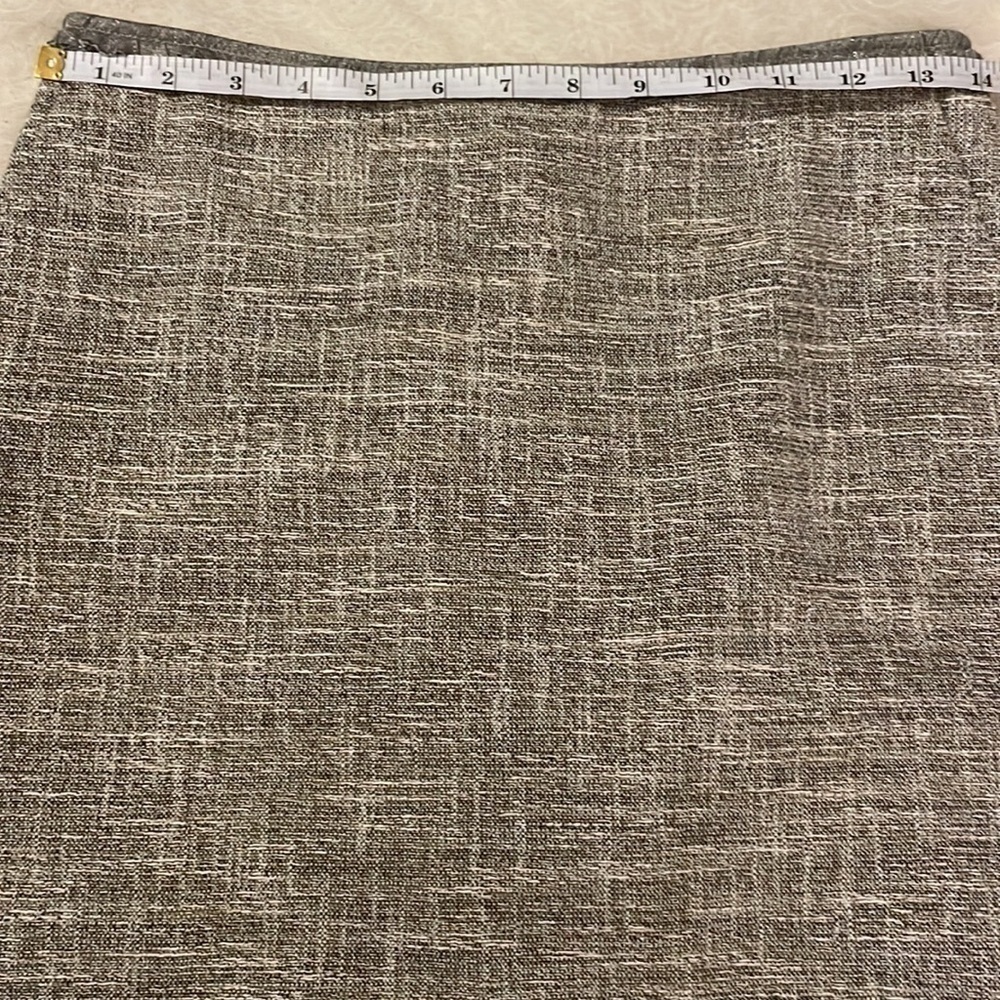 ANN Taylor Fine Italian Fabric Petite Women’s Skirt Size 2P - Picture 8 of 10